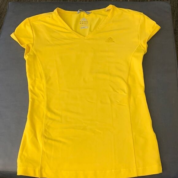ADIDAS, climalite, workout top, v neck, near new, great condition, medium - Picture 1 of 9